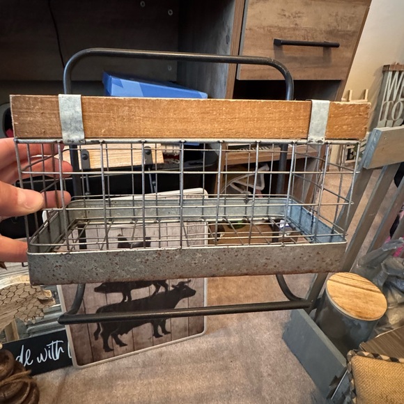 Farm house decor lot - Picture 14 of 16